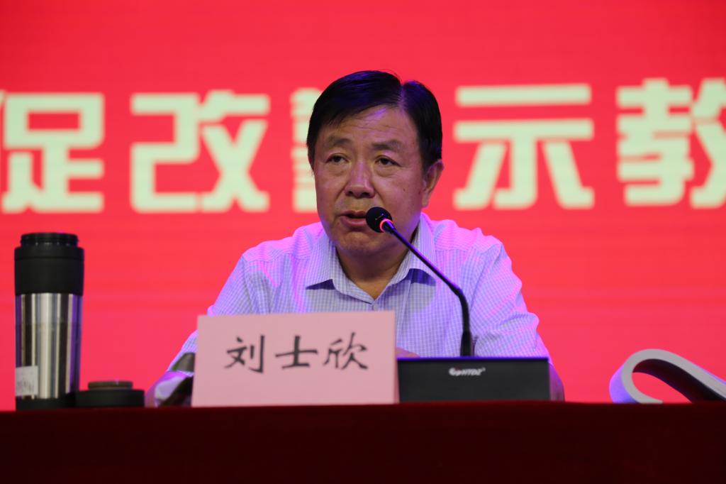 谈球吧体育app下载