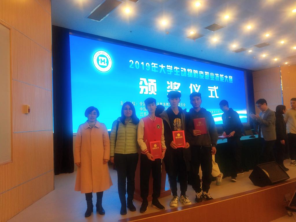 谈球吧体育app下载