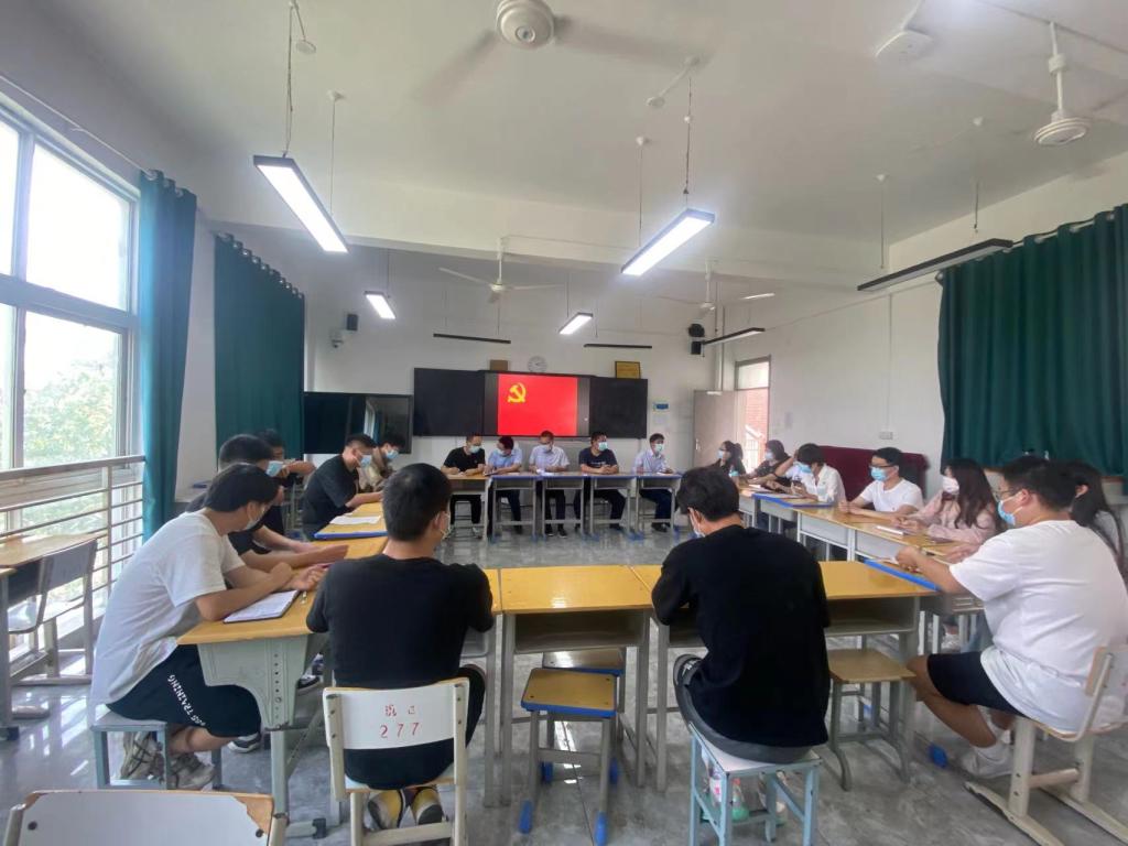 谈球吧体育app下载