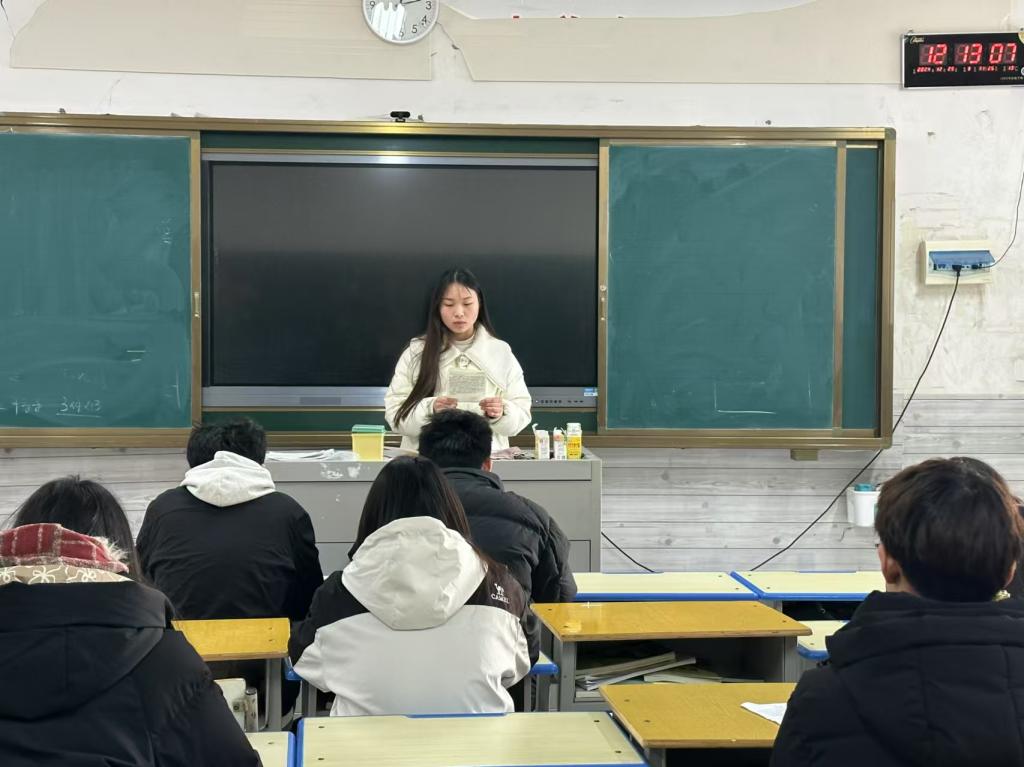 谈球吧体育app下载