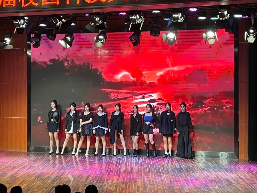 谈球吧体育app下载