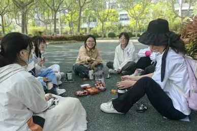 谈球吧体育app下载