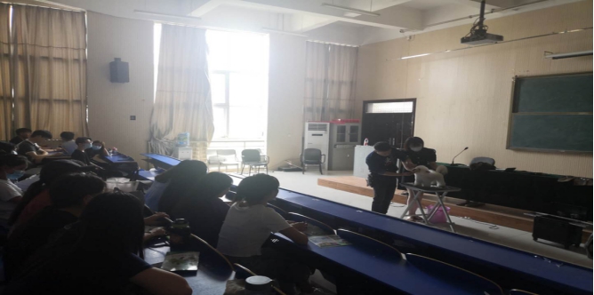 谈球吧体育app下载