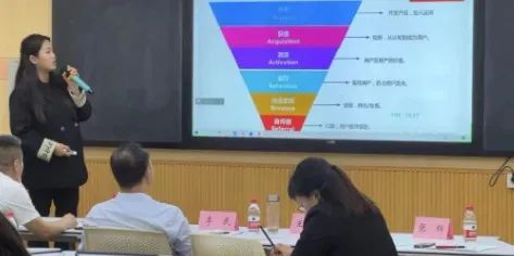 谈球吧体育app下载