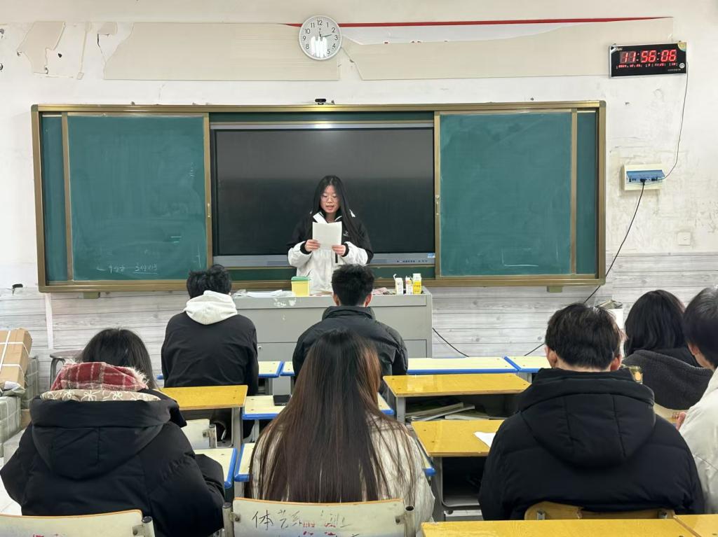 谈球吧体育app下载