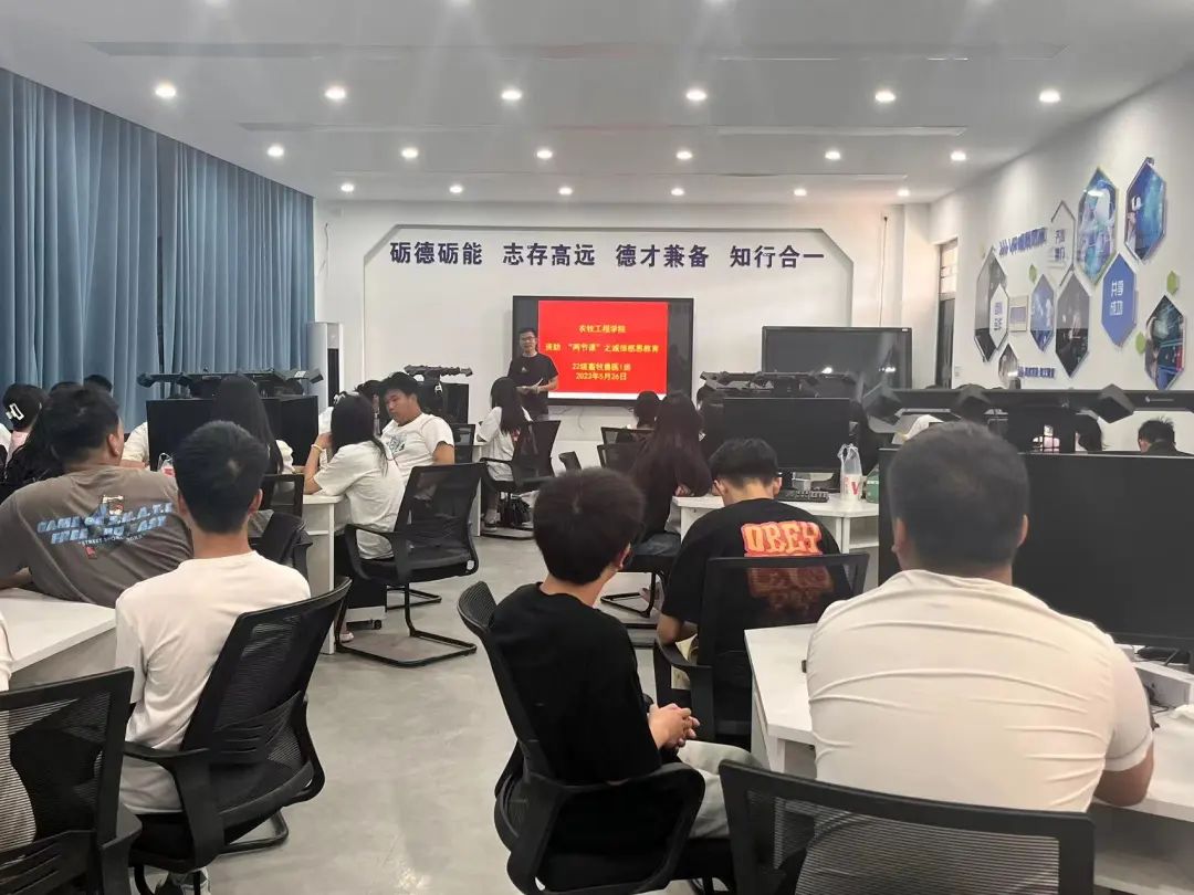 谈球吧体育app下载