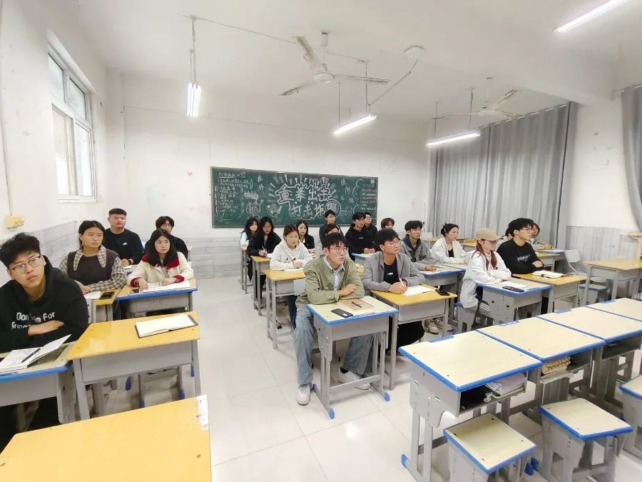 谈球吧体育app下载