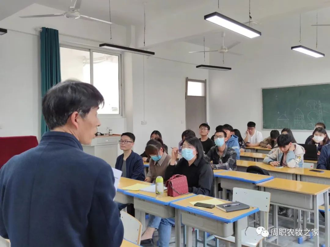 谈球吧体育app下载