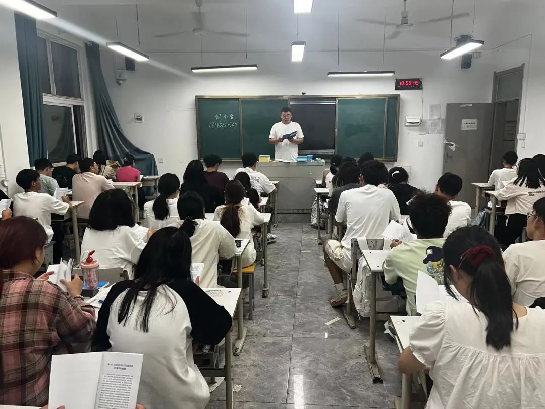 谈球吧体育app下载
