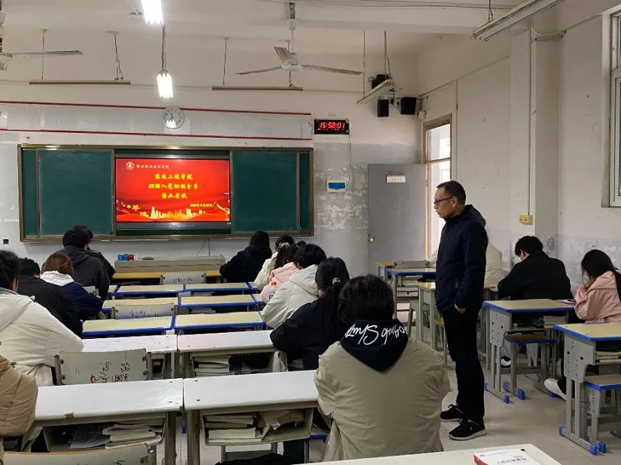 谈球吧体育app下载