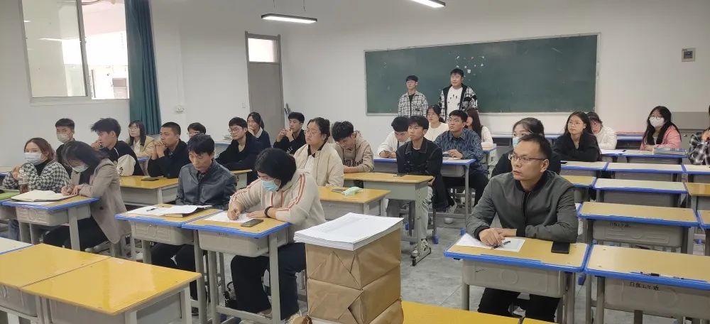谈球吧体育app下载
