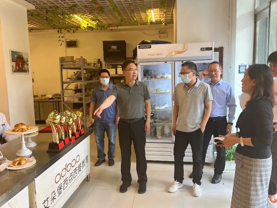 谈球吧体育app下载