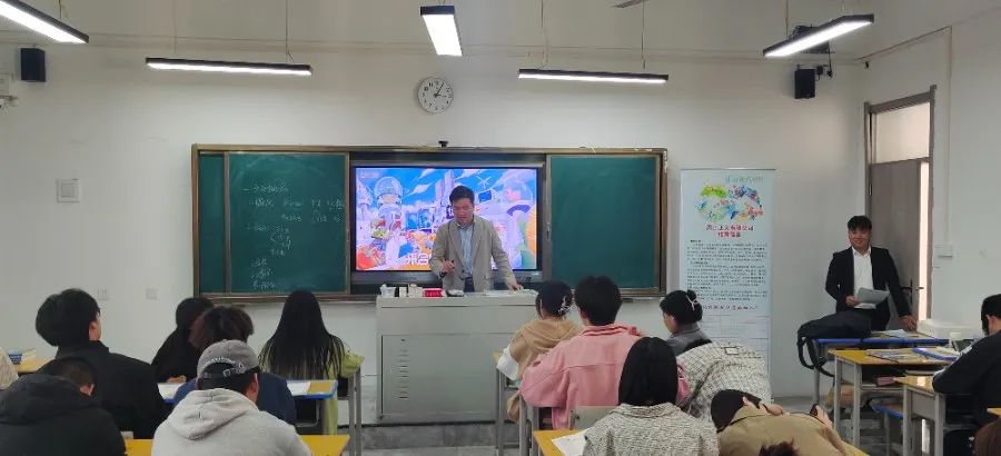 谈球吧体育app下载