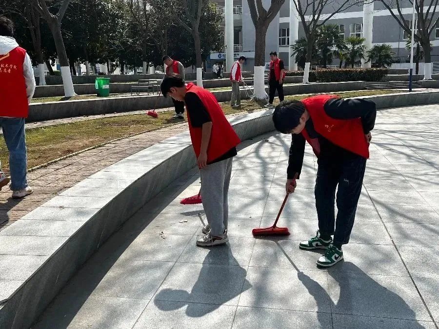 谈球吧体育app下载