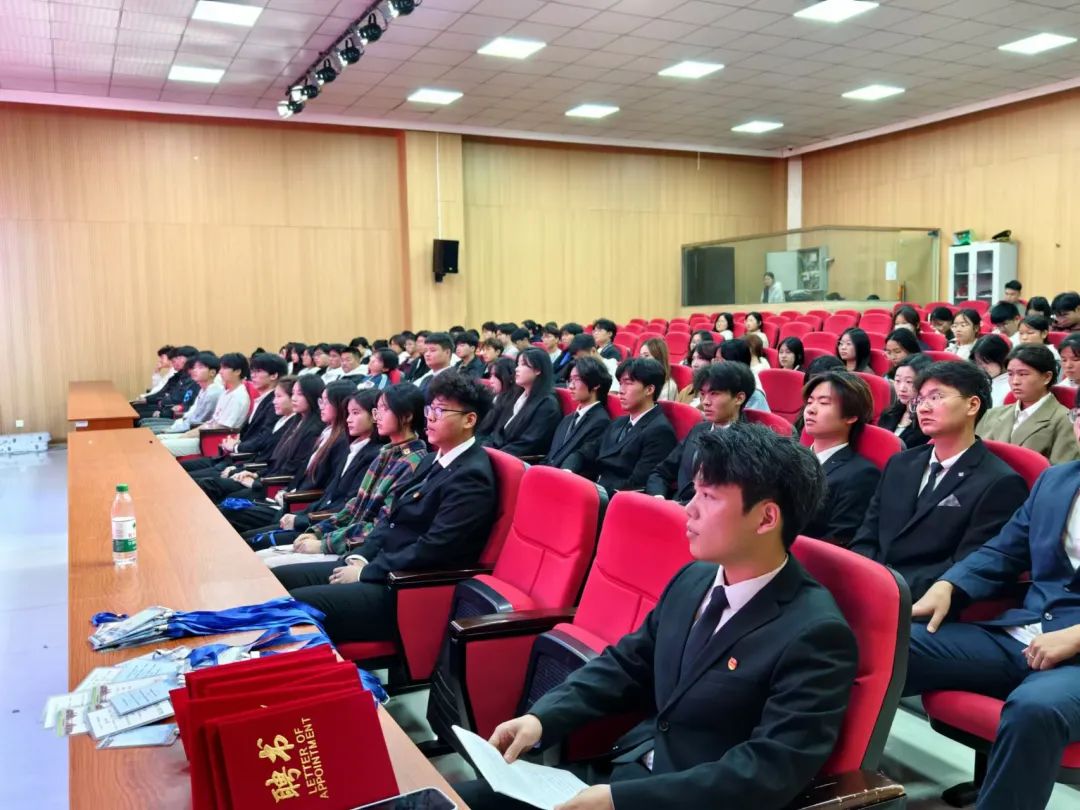 谈球吧体育app下载